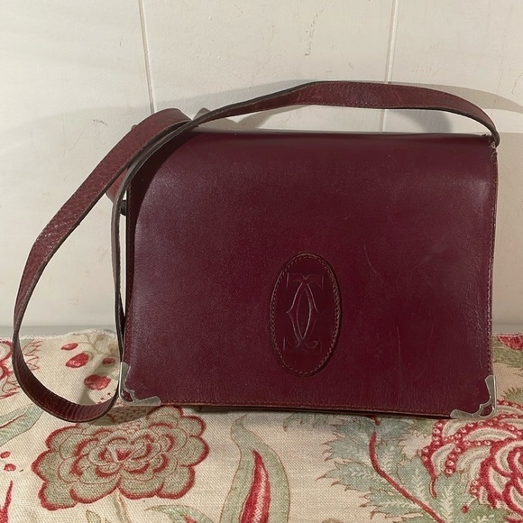 Cartier Bordeaux Snap Shoulder Flap Over Sectional Bag Vintage